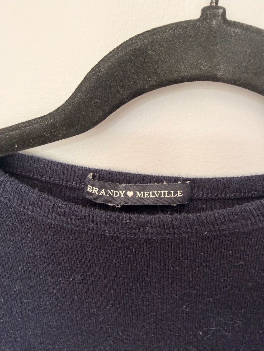 Brandy Melville Sweater - Picture 3 of 3